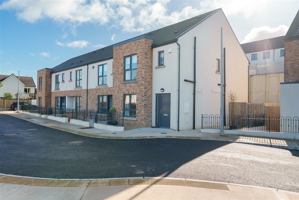 Finished homes at Belview Wood